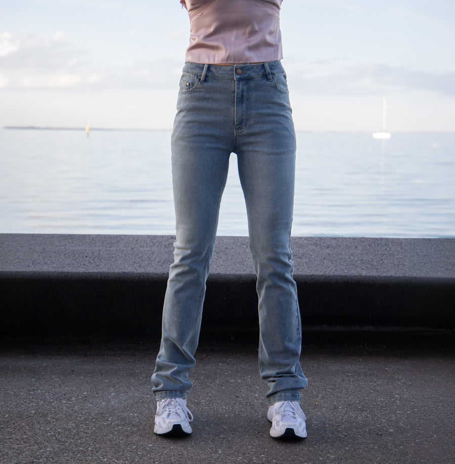 Signature Bootcut Jeans - Denim