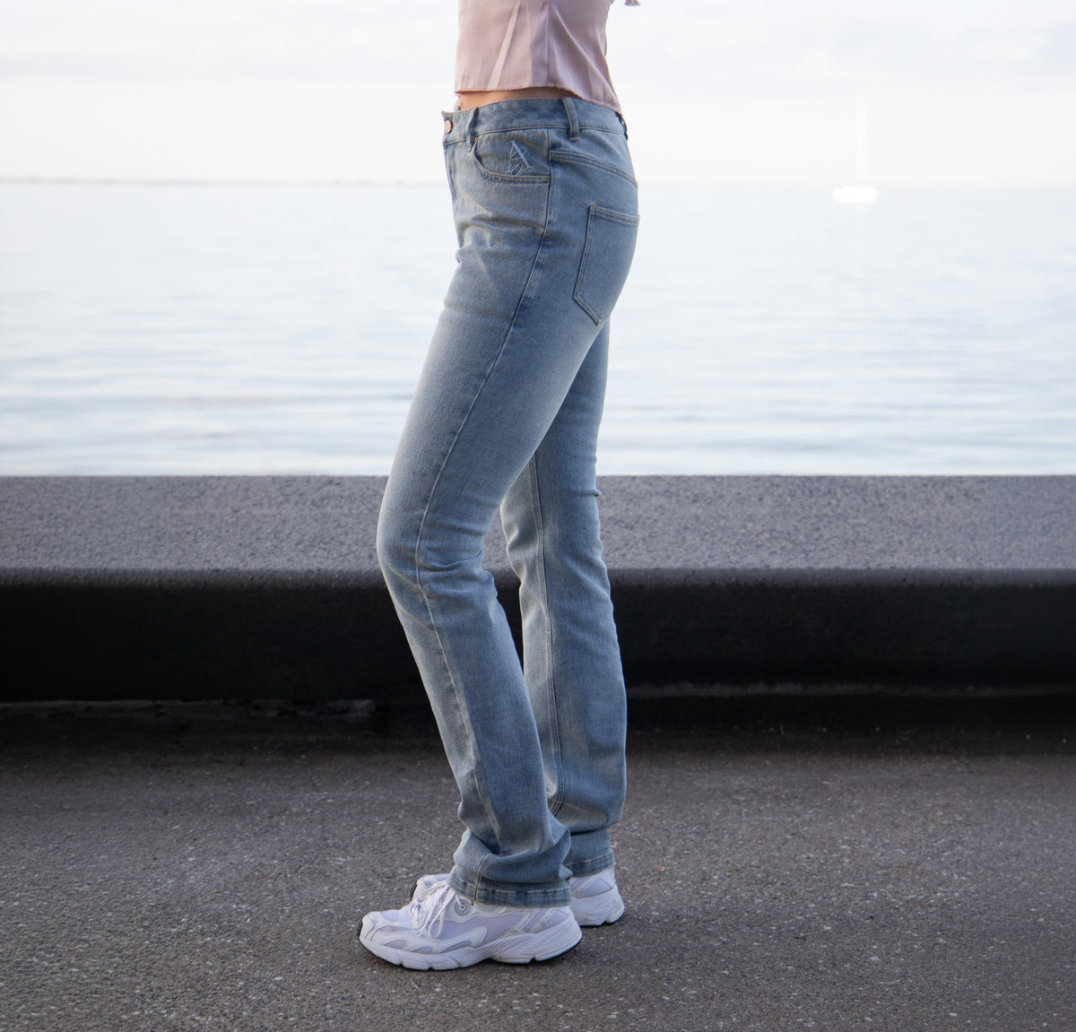Signature Bootcut Jeans - Denim