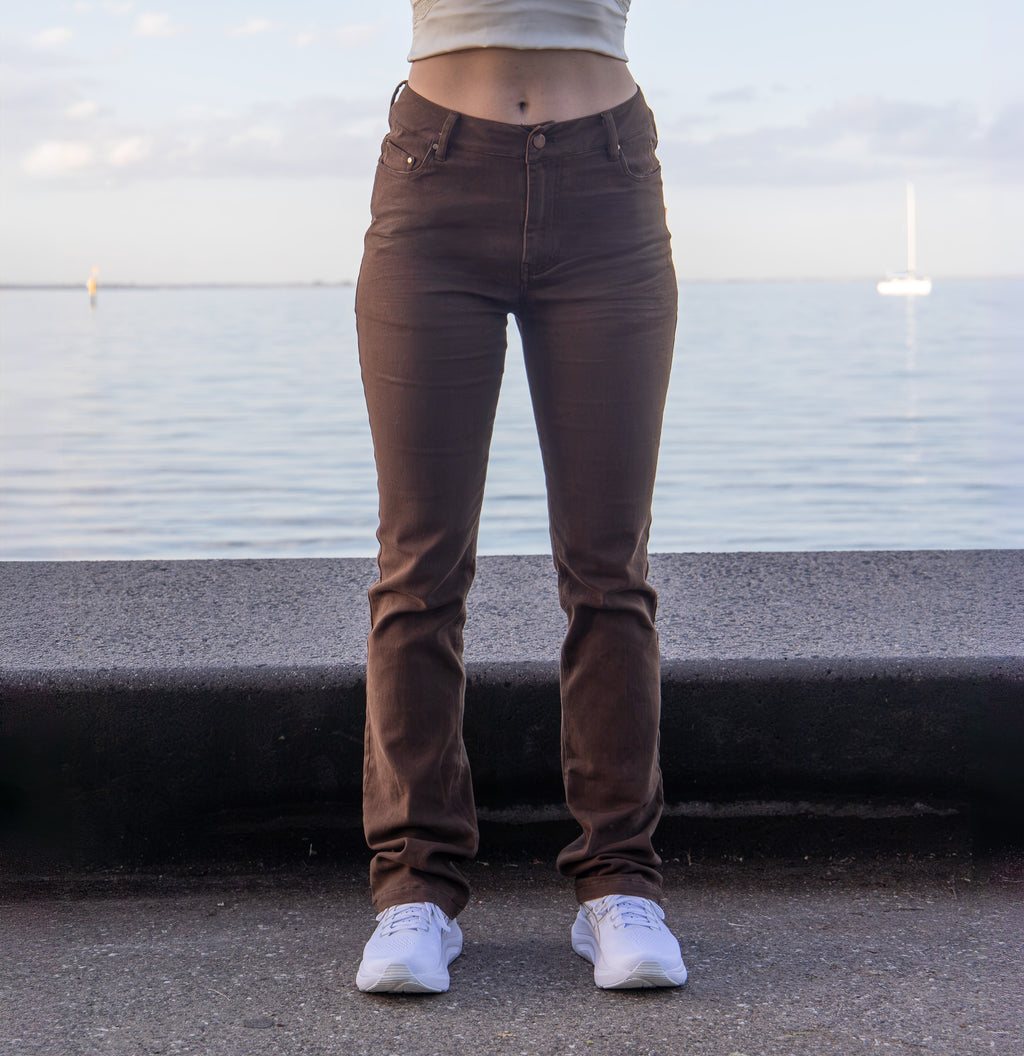 Signature Bootcut Jeans - Brown