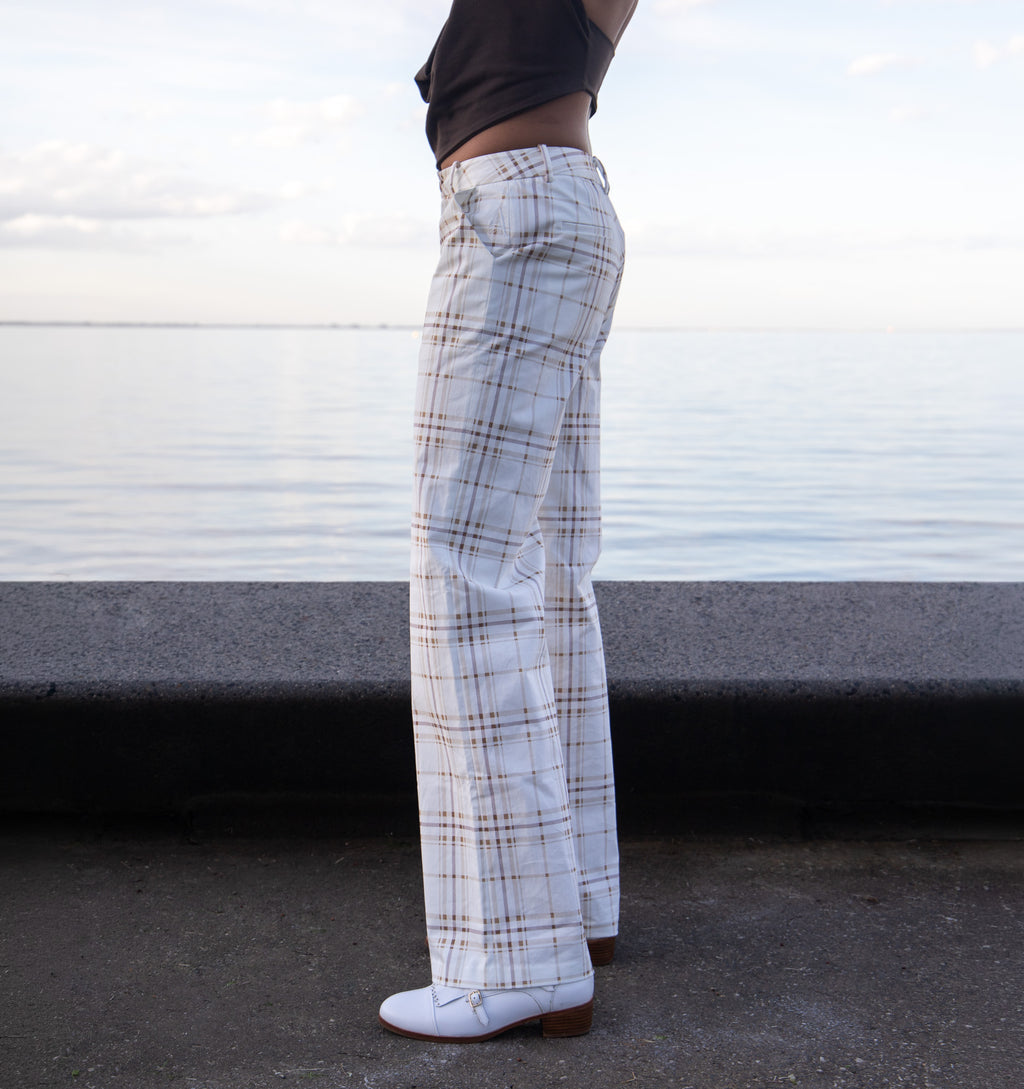 Signature Tailored Pants - White Plaid